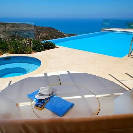 Aphrodite Hills Mythos Collection Poseidon Private Pool Sea View 4 Bedrooms فيلة *
